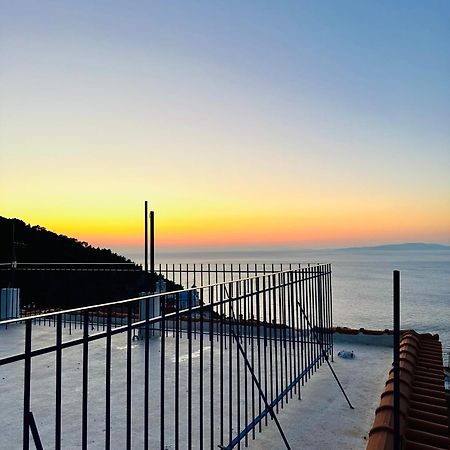 Villa Άκρη Του Κόσμου à Ampelos  Extérieur photo