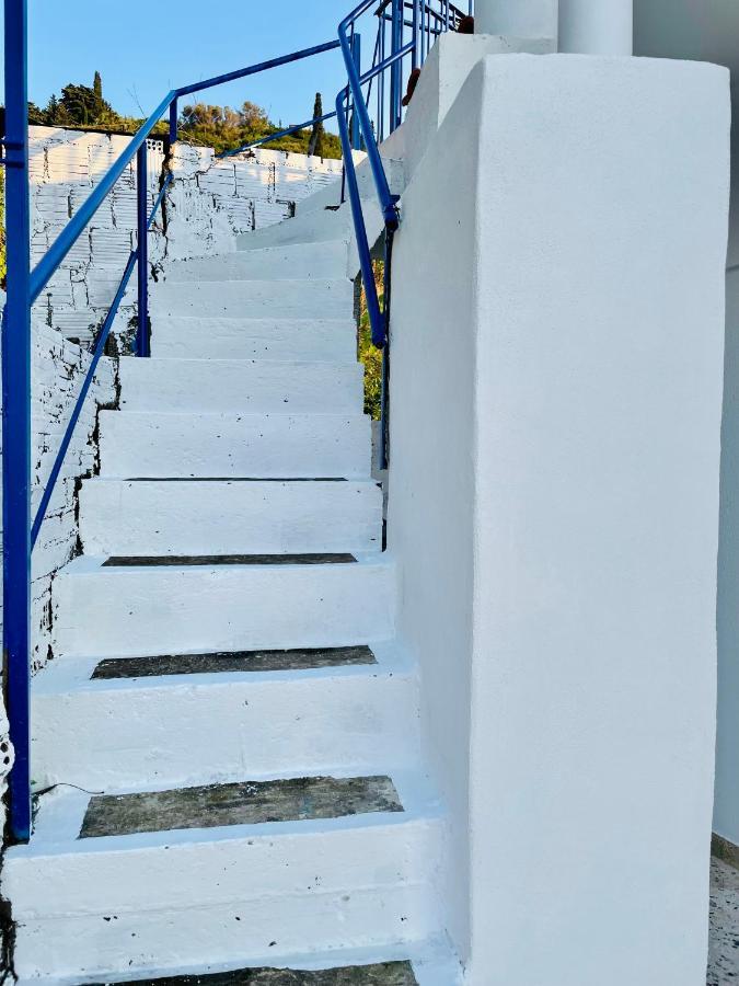 Villa Άκρη Του Κόσμου à Ampelos  Extérieur photo